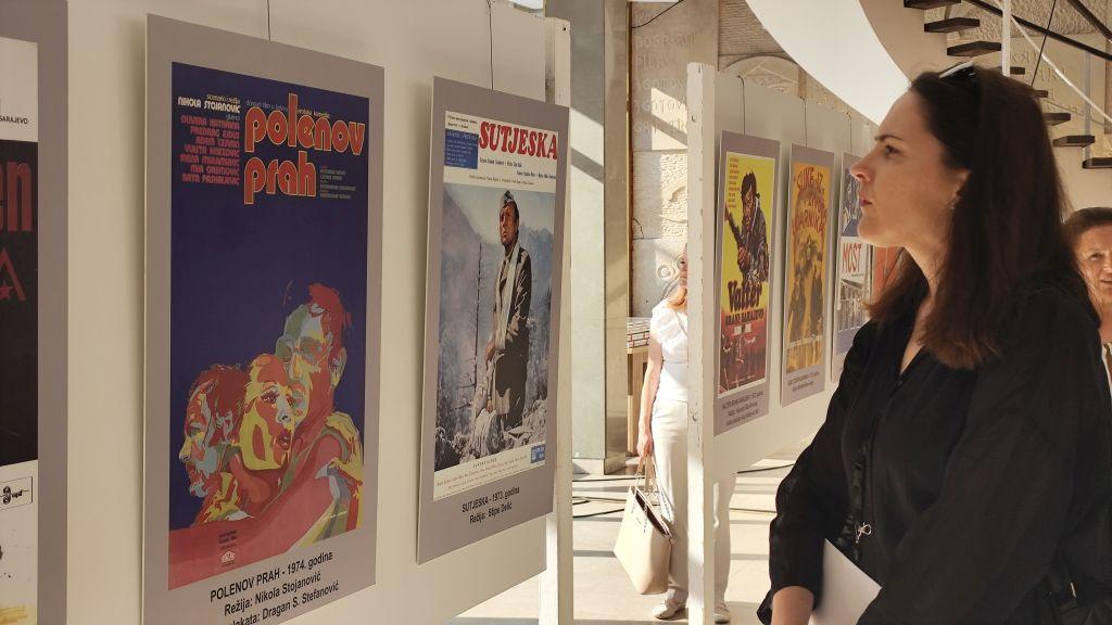U Jajcu postavljena “Izložba 50 plakata bh. filmova“