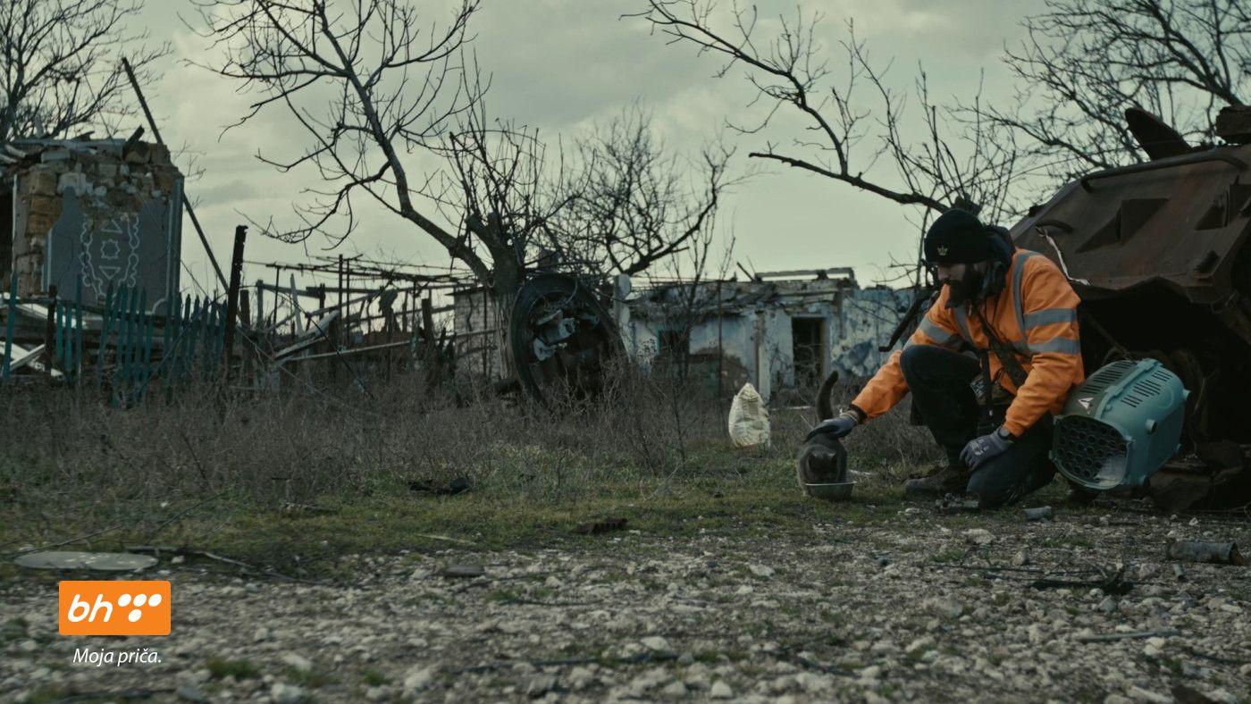 Divia: Vizualna poezija