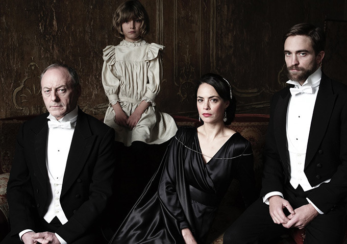 Rediteljski debi Bradya Corbeta: "The Childhood of a Leader"