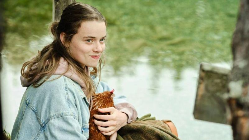 Emotivni režiserski debi Eileen Byrne: “The Mariana Trench“