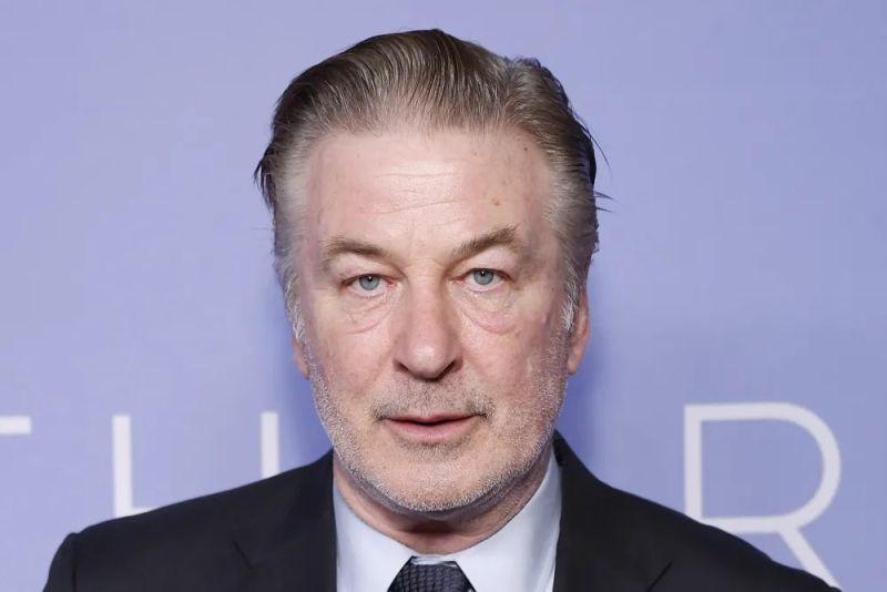 Alec Baldwin oslobođen optužbi u slučaju "Rust"