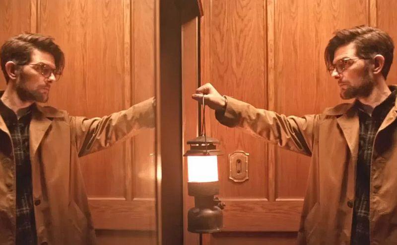 Hotelska soba iz noćne more u traileru za "Hokum"