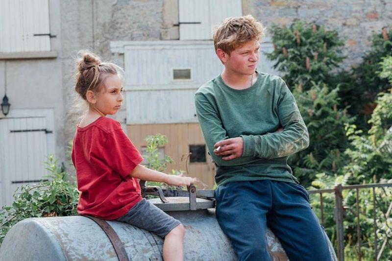 Komedija-drama u režiji Louise Courvoisier: "Holy Cow"