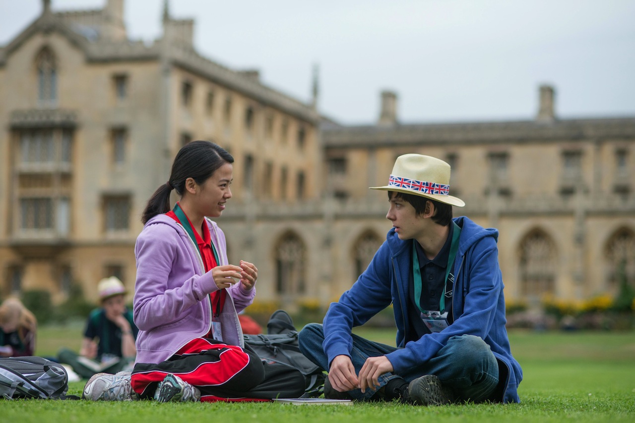 Asa Butterfield u traileru za film "A Brilliant Young Mind"