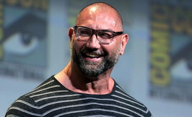 Dave Bautista se pridružuje glumačkoj postavi "Knives Out 2"