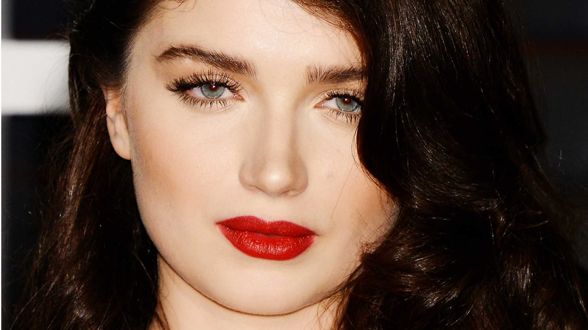 Eve Hewson kao nova dama Marion