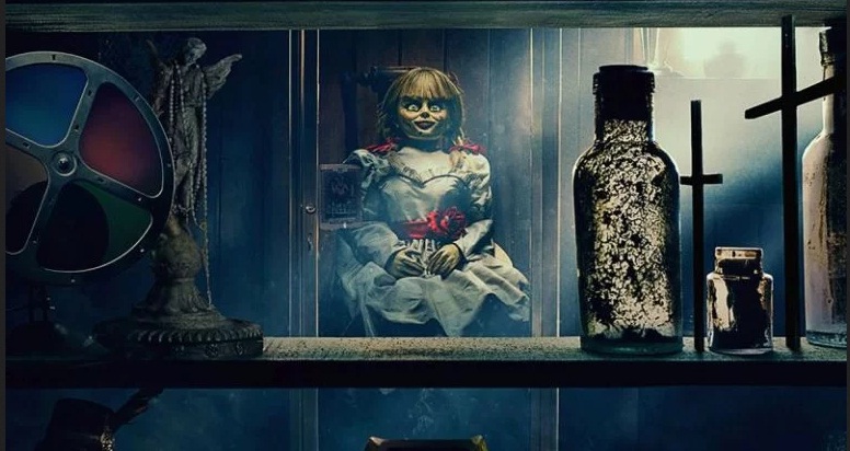 Zlo se vraća kući u trećem nastavku "Annabelle" serijala