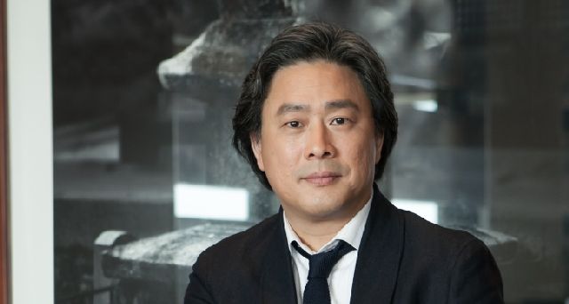 Chan-wook Park režira mini-seriju "The Little Drummer Girl"