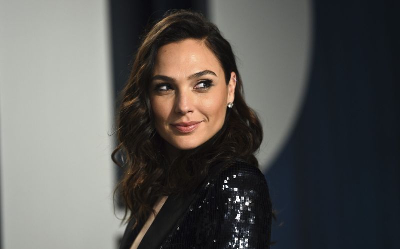 Gal Gadot predvodi remake Hitchcockovog "To Catch a Thief"