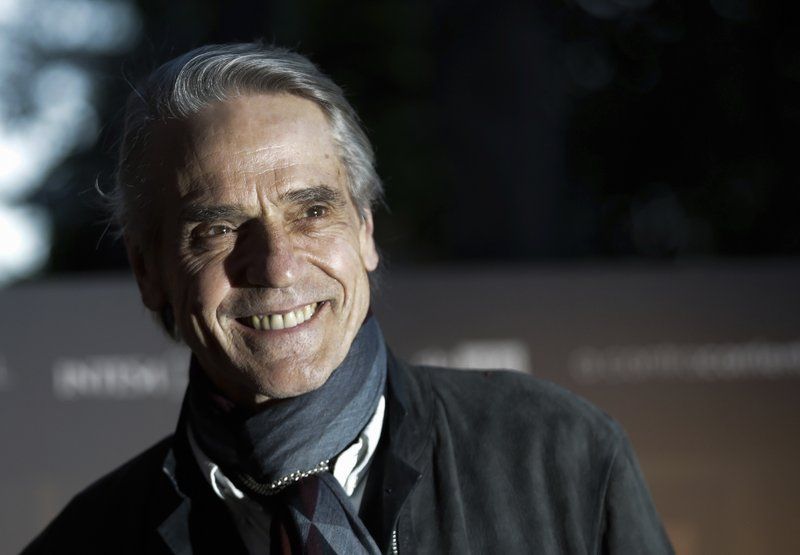 Jeremy Irons se pridružuje postavi Scottovog filma "Gucci"