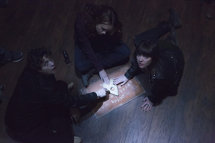 Box office: ''Ouija'' preplašila konkurenciju